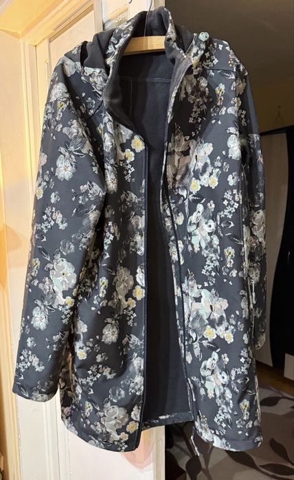 Geacă damă în stare impecabilă