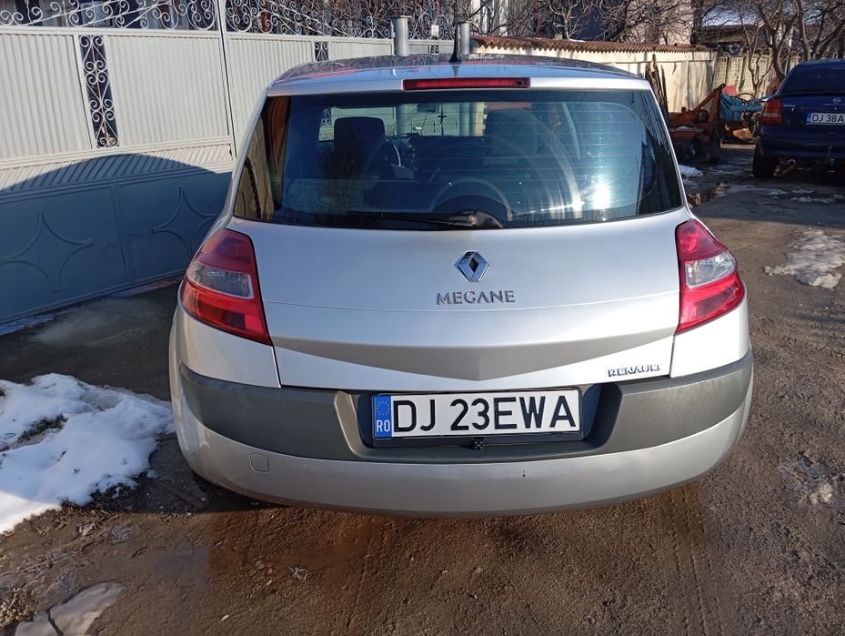 Vând Renault megane 2