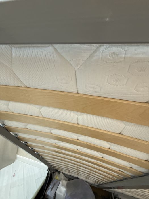 Кровать 1,60/2,00  с матрасом