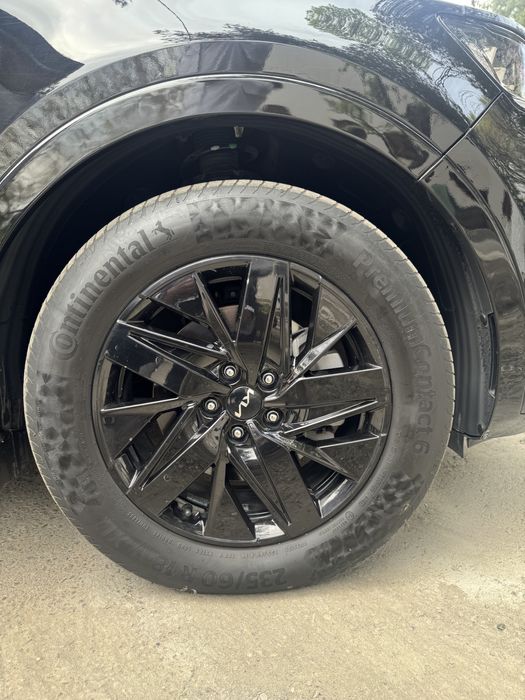 Kia Sorento Disak balon sotiladi R18