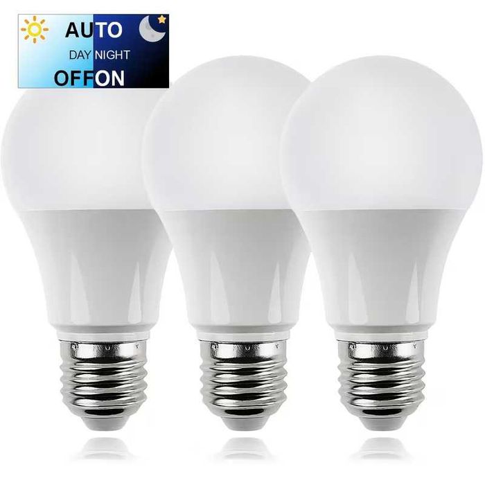 Set 3 becuri LED sezor de lumină, 15W echivalent 150W