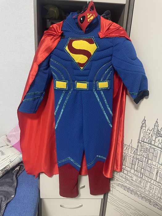 Новогодний костюм супермен