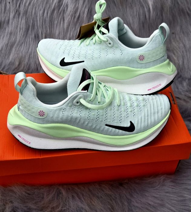 Nike уникални дамски сникърси нови 38.5 номер