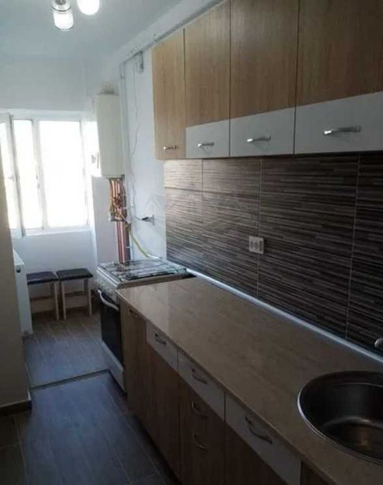 Дава се под наем Едностаен апартамент в Пловдив, Кючук Париж - 45 кв.м за 178.5 € - Снимка #2