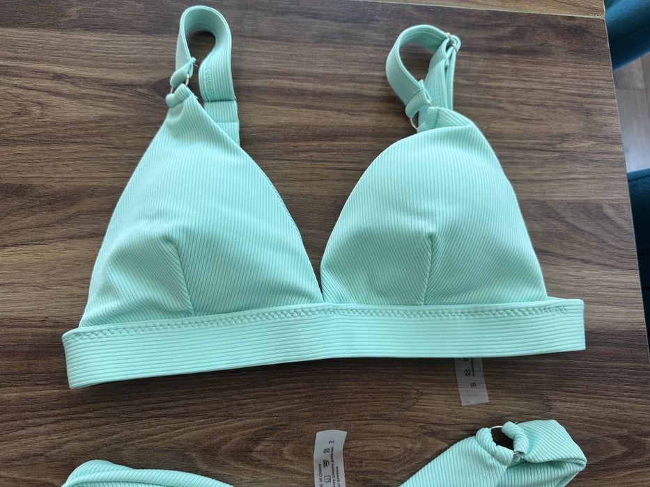 Бански от две части