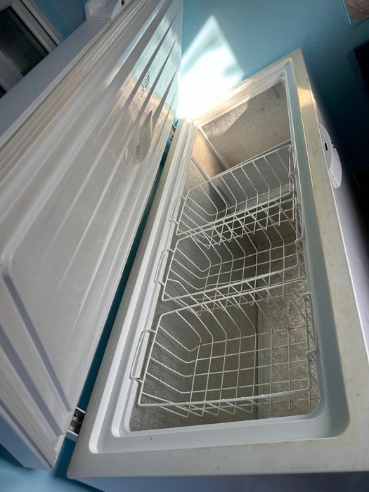 Vand lada frigorifica beko