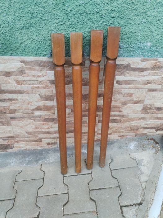 Picioare pentru masă