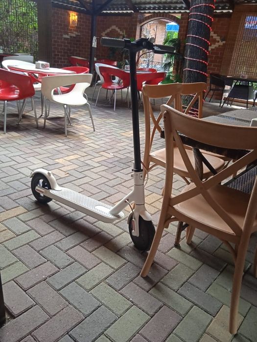 Продам электросамокат