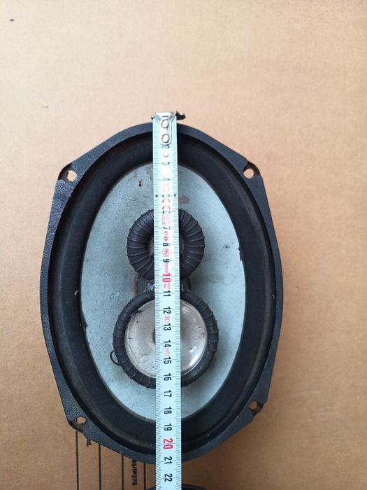 Продавам 2 броя Автомобилни Тонколони MAGNAT BULL POWER 

TRS690CC480