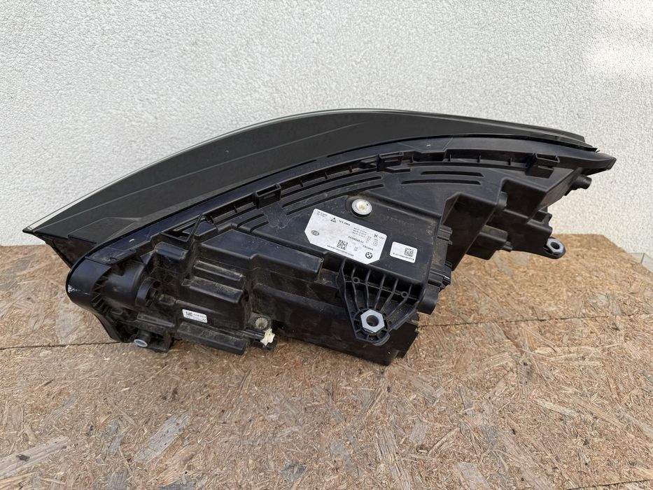 Far dreapta BMW X1 U11 Full LED Original Europa
