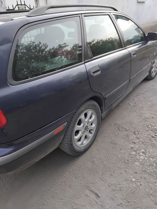 Волво в40 със забележки