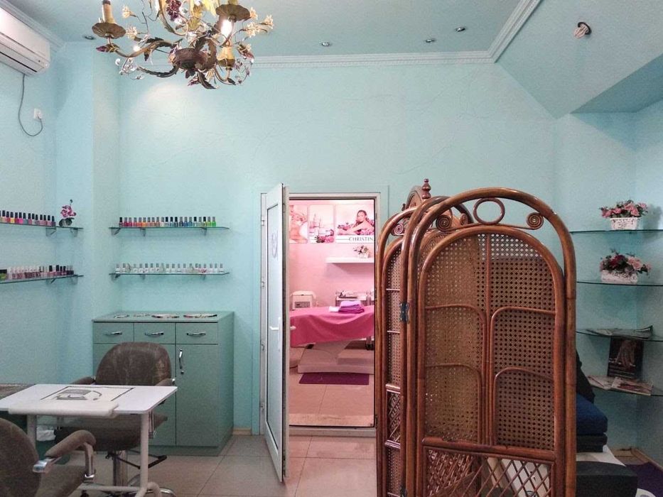 Маникюрный столик 2шт