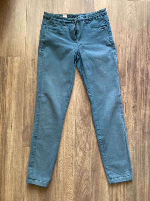Дамски дрехи: панталони, дънки: Bobo zander/Ariston s; Kensol; H&M; ZARA; Dika)