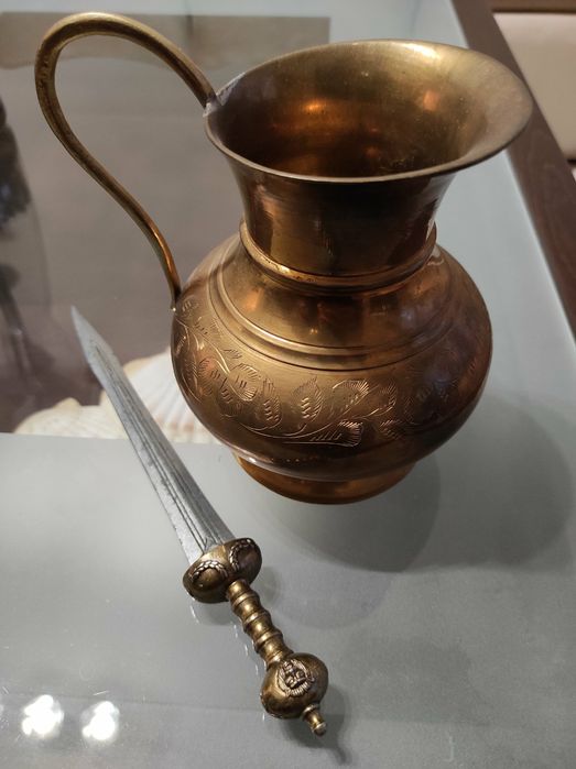 Предлагам антикварни стоки