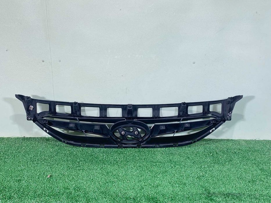 решетка радиаторна Hyundai i40 модел 2011-2016 г. #1032V