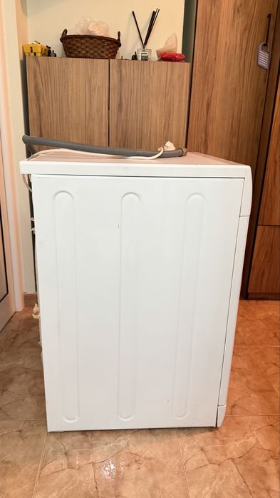 Пералня Hotpoint-ARISTON
