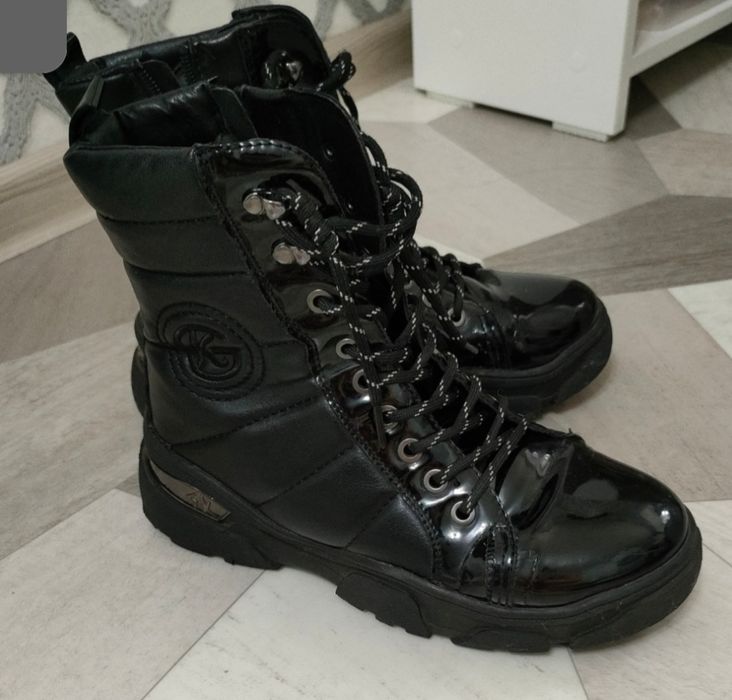 Продам сапоги р 37-38