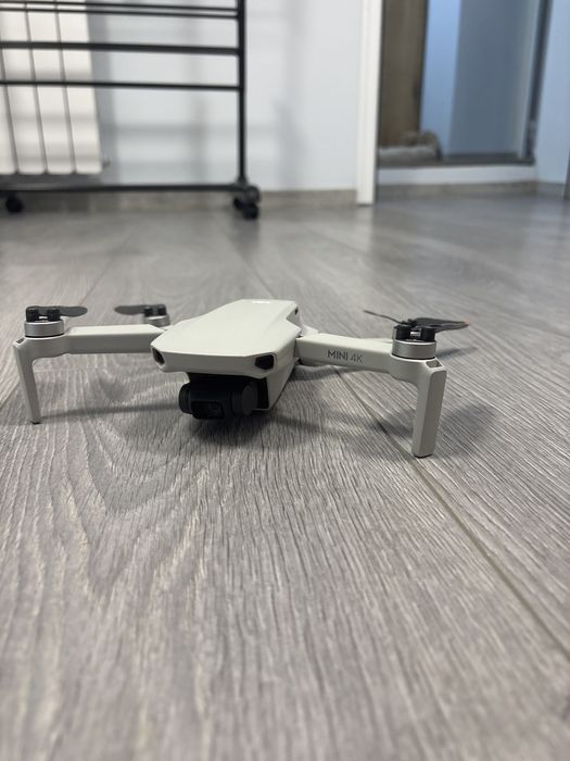 Дрон dji mini 4k fly more combo