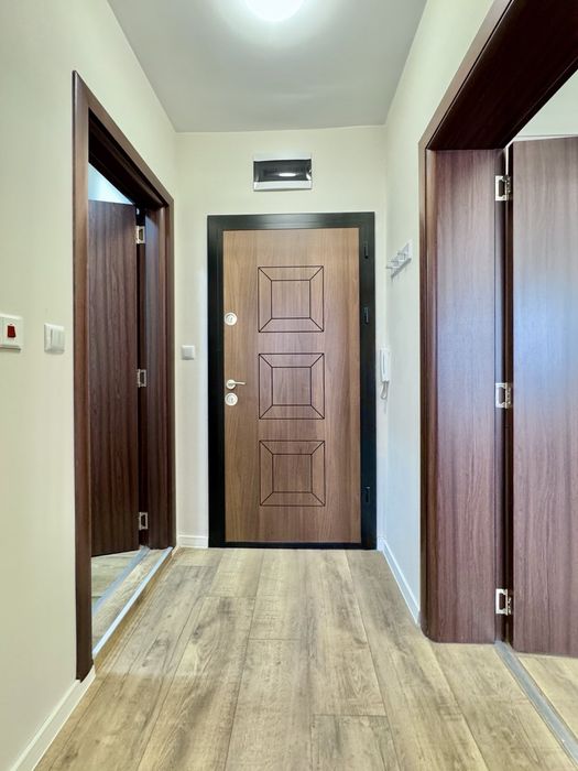 Продава се Двустаен апартамент в Казанлък - 63 кв.м за 963 €/кв.м - Снимка #2