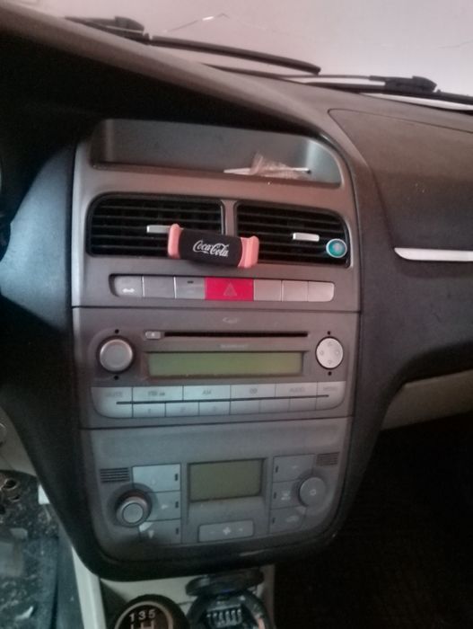 Se dă Fiat Linea323