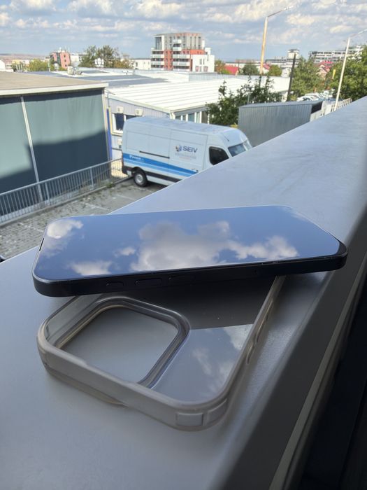 Iphone 16 pro, 128 Gb, garantie Emag pana in noiembrie