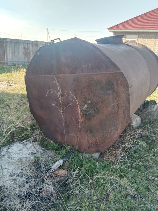 Продам бочку толстой стенный