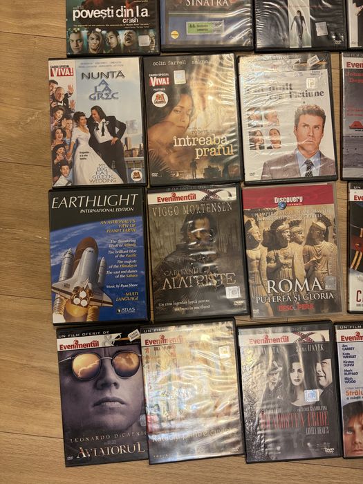 25 dvd uri  filme si documentare