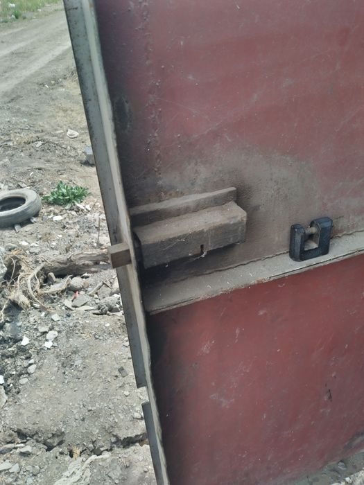 Продам Гаражные ворота