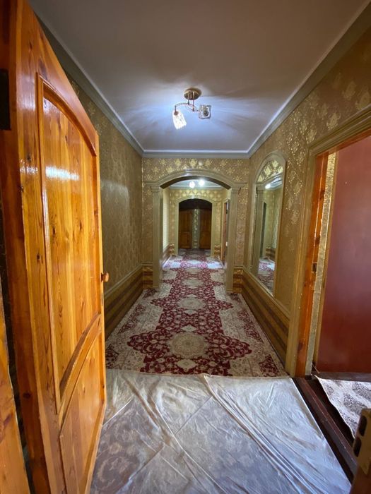 Beruniy metro oldidan bollarga kvartira