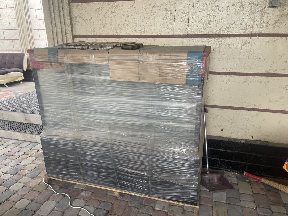 Кондитерский ветринный холодилник