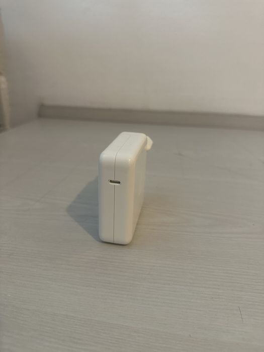 Apple 96W USB-C Power Adapter