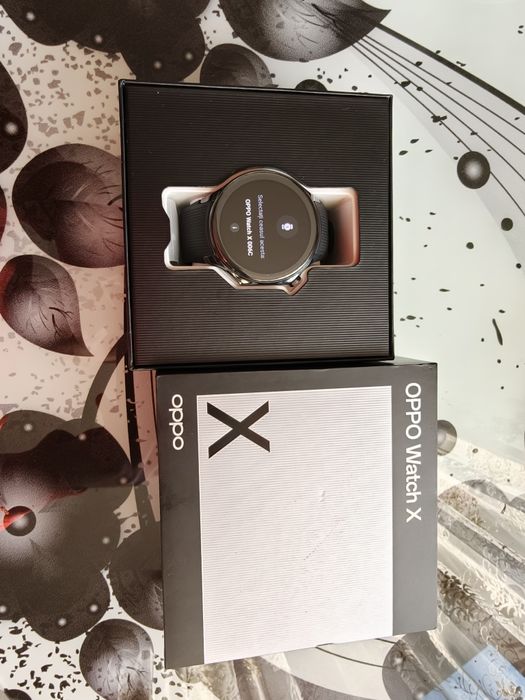 Oppo Watch X culoare neagră