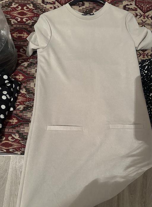 Продам новое платье