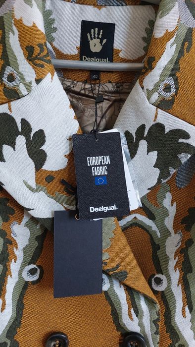 Пальто от Desigual. Новое!