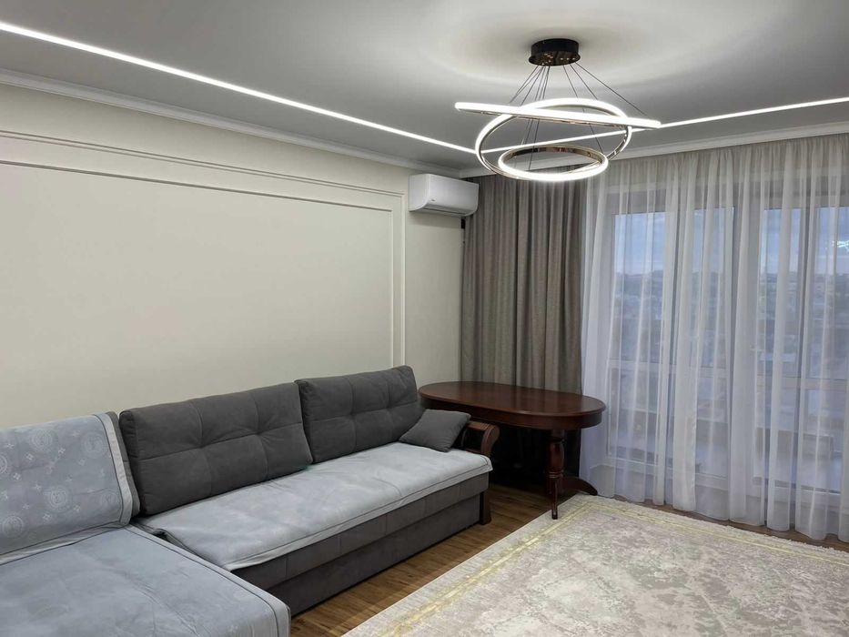 Продается 3-комнатная квартира, район Жас-оркен