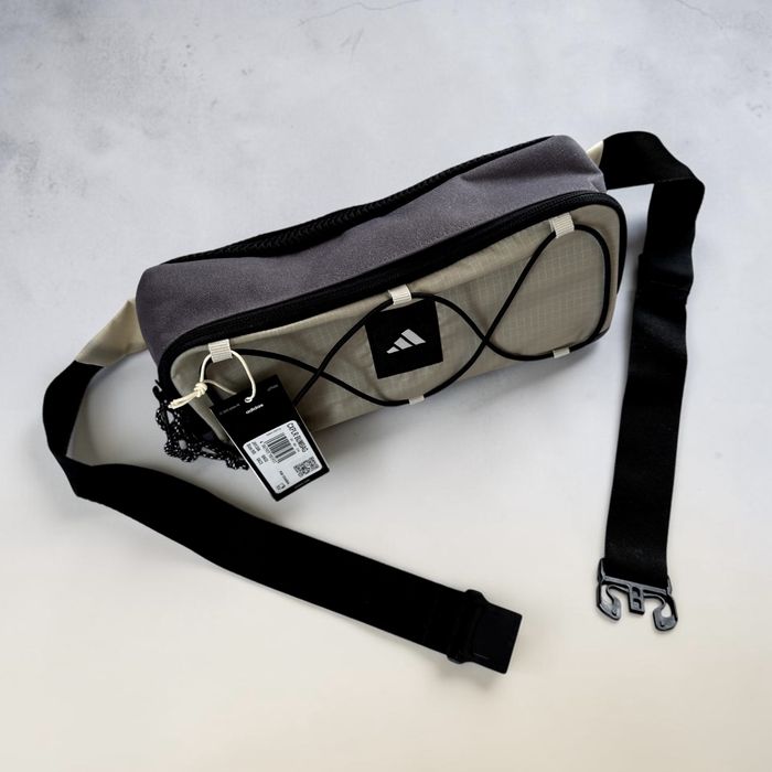 Borseta Adidas City Explorer NOUA CU ETICHETA