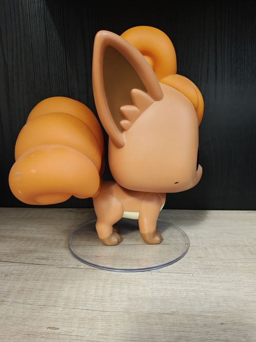 Figurina jumbo pokemon , Vulpix originala
