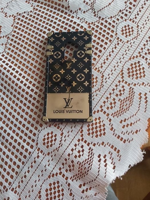 Husa telefon Oppo Louis Vuitton