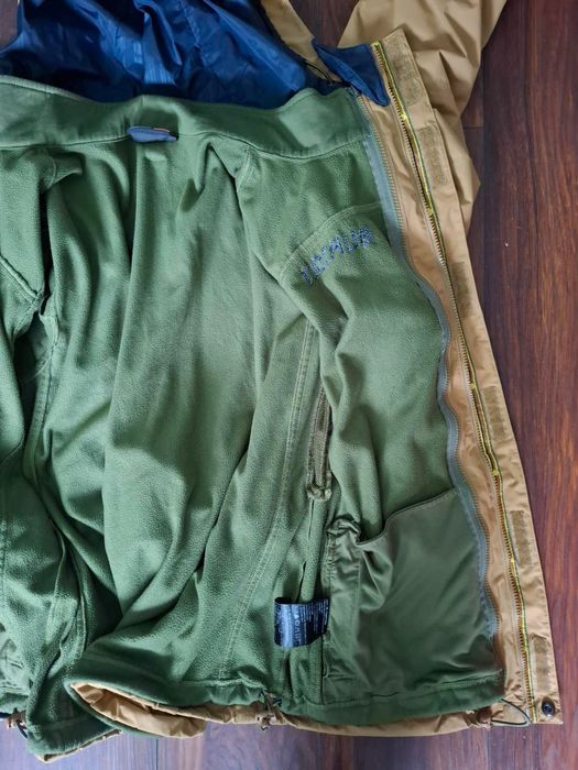 Яке мъжко "Burton"