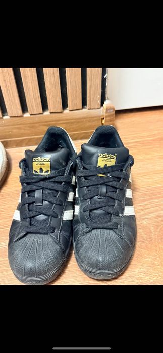 Маратонки adidas superstar