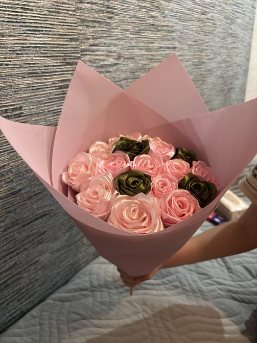 Цветы из атласных лент