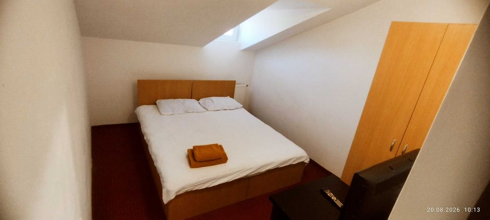Camere de închiriat