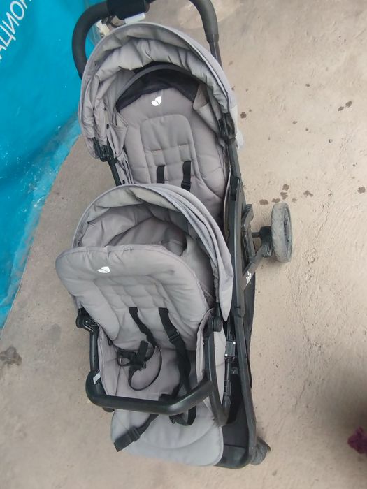 Коляски. 25000 тг