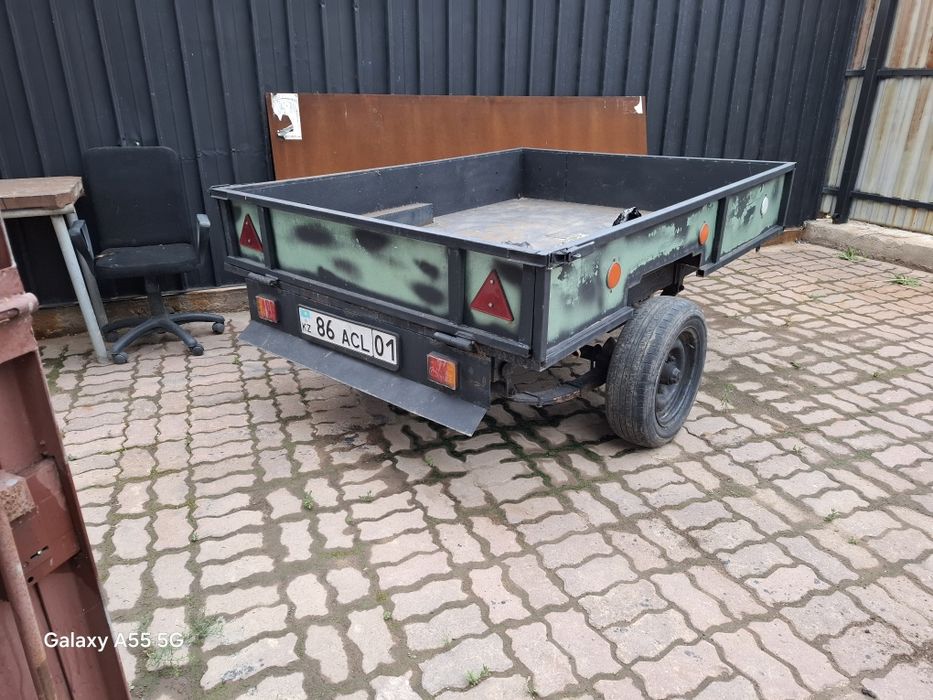 Продам прицеп,для легкового авто,с документами.