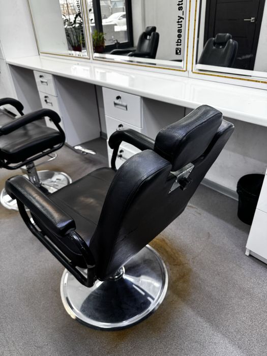 Продам визажное кресло