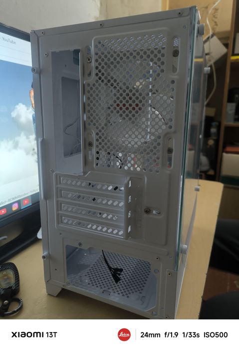 Igravoy yangi oq keys sotiladi