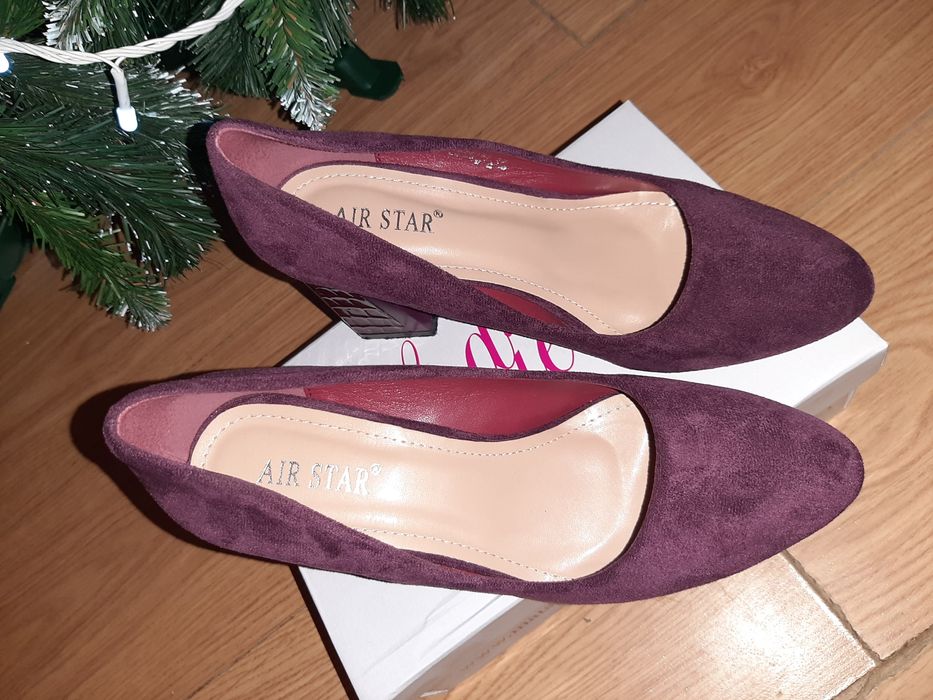 Дамски велурени обувки!