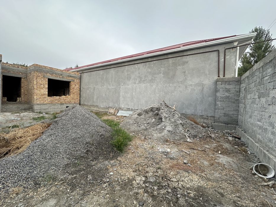 Ховли уй сотилади 10 сотих