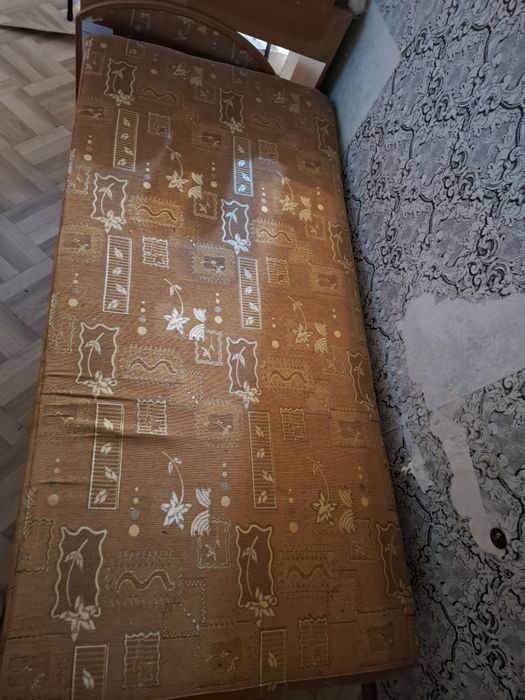Кровать полуторку