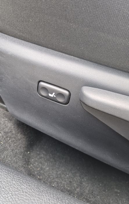 Toyota Auris 1.8 Hybrid , an 2015, 187.500 km